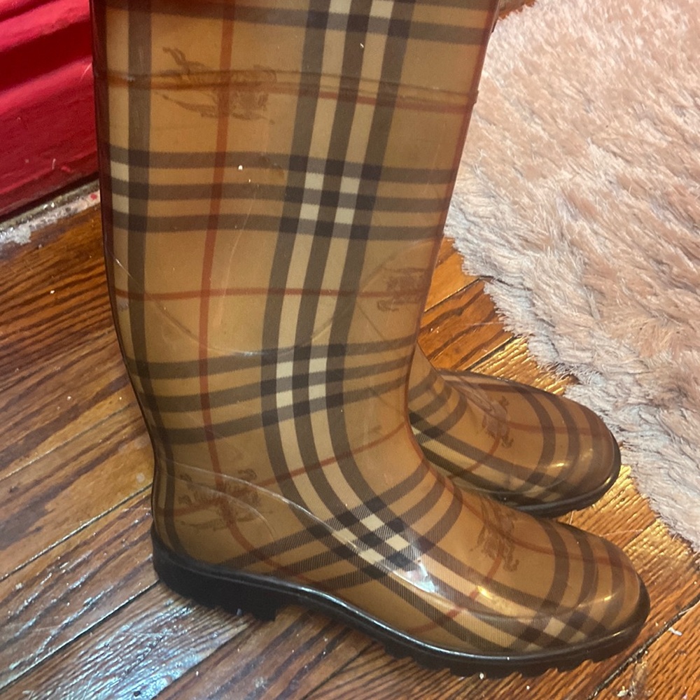 Burberry rain boots
